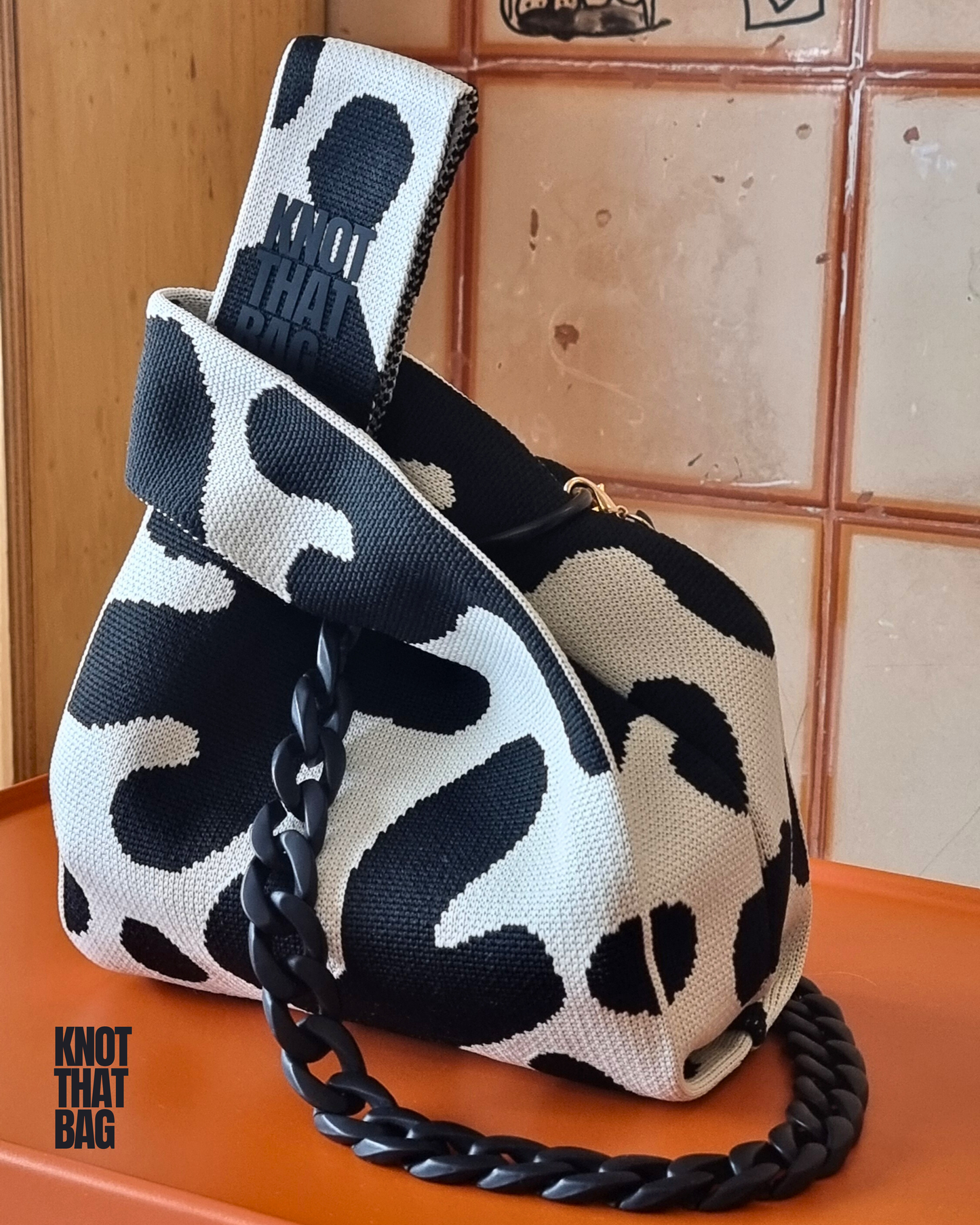 Sumi (墨)