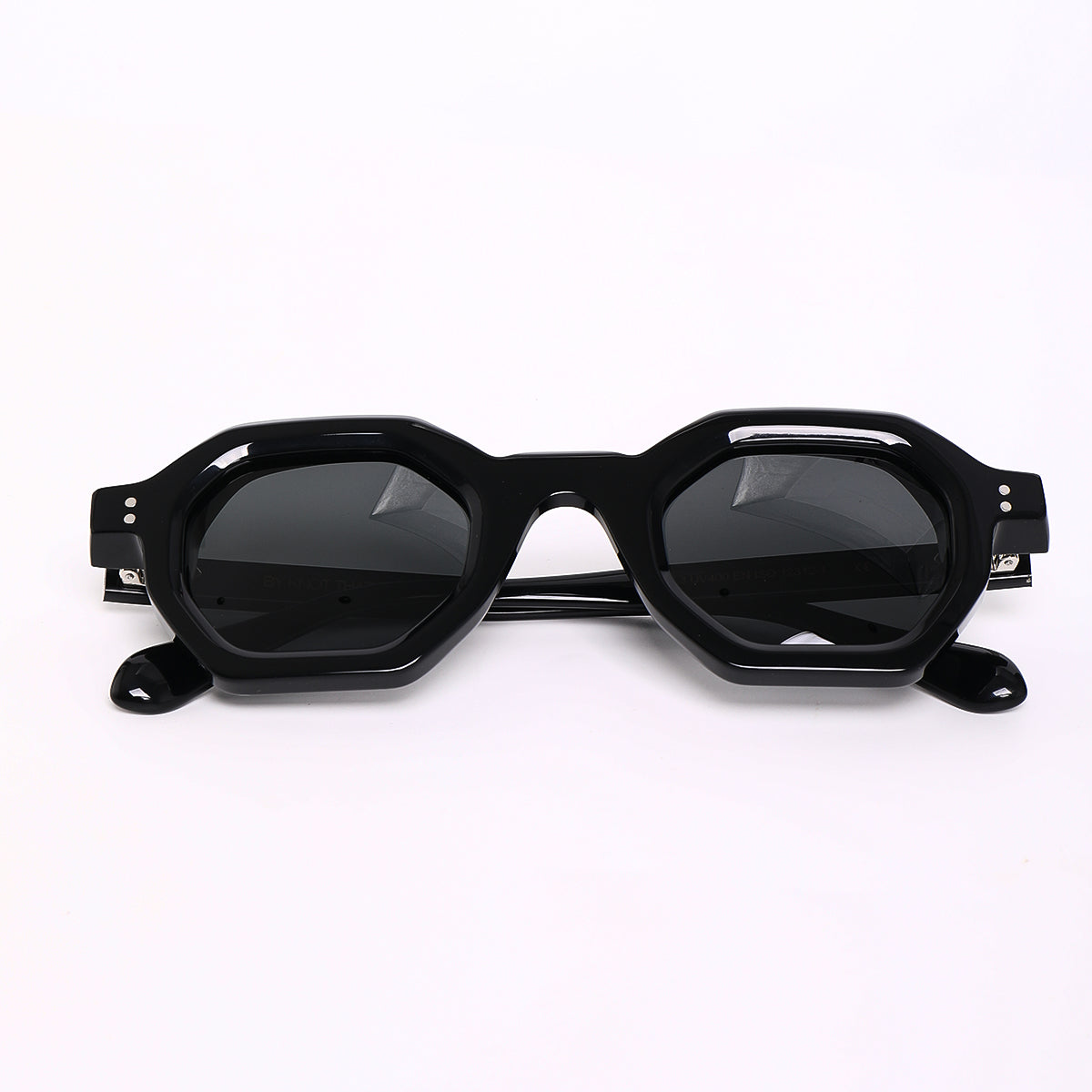 KTB Eyewear | Kado