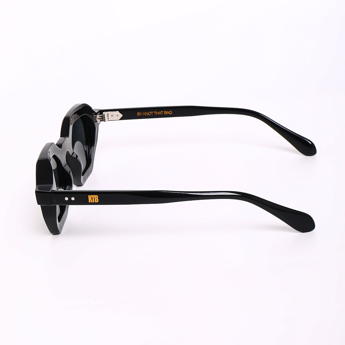 KTB Eyewear | Kado