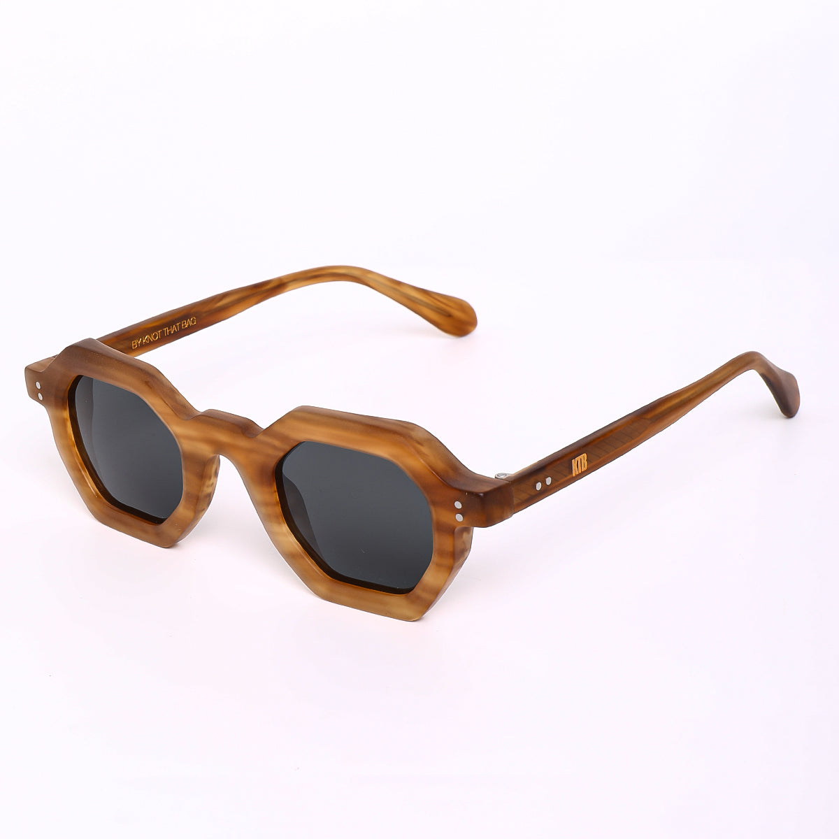 KTB Eyewear | Kado