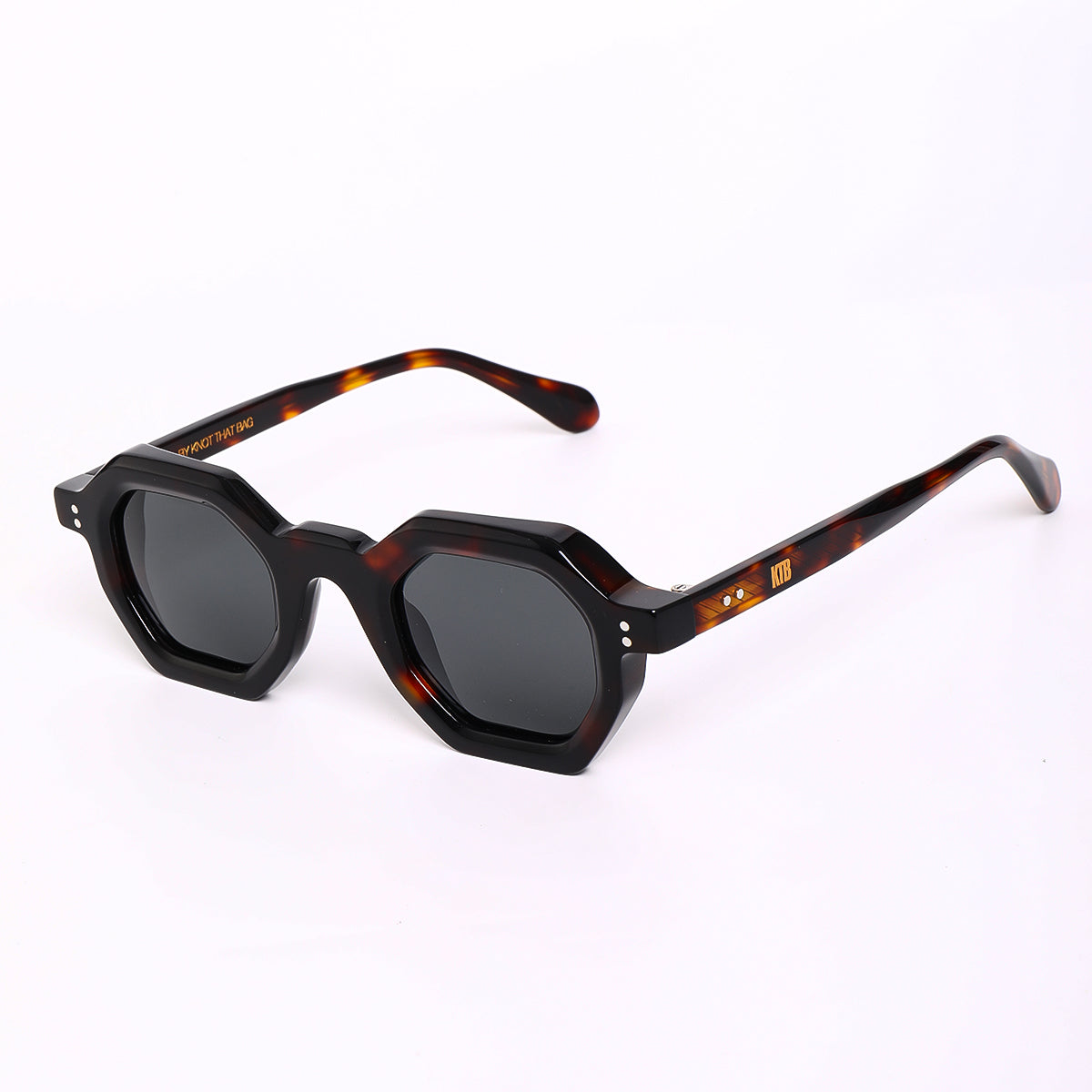 KTB Eyewear | Kado
